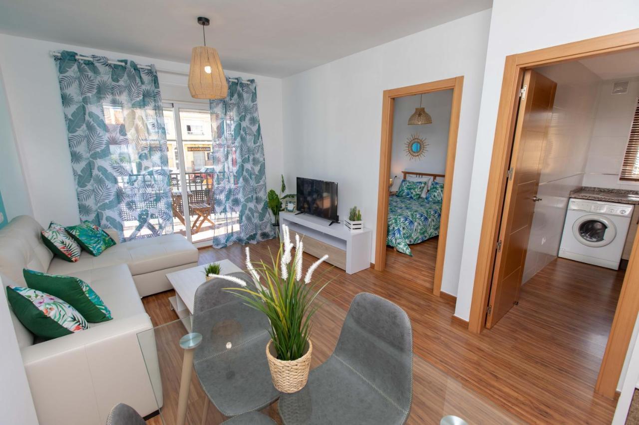 Holidays By The Sea Apartments Málaga Exterior foto