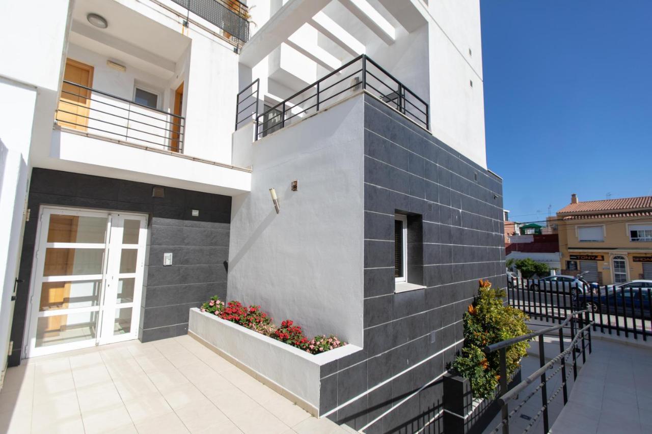 Holidays By The Sea Apartments Málaga Exterior foto